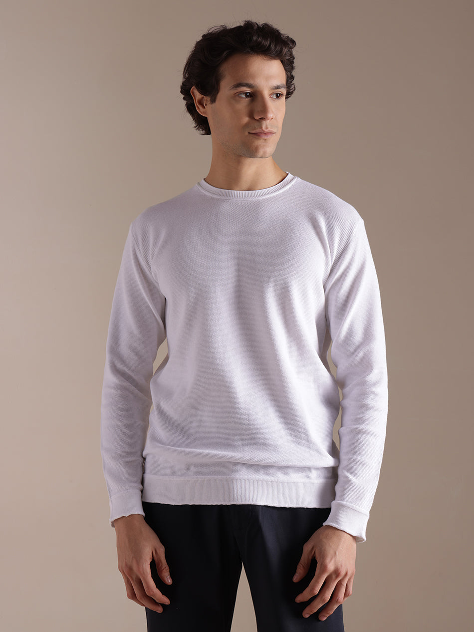 WHITE LONG SLEEVED TEE