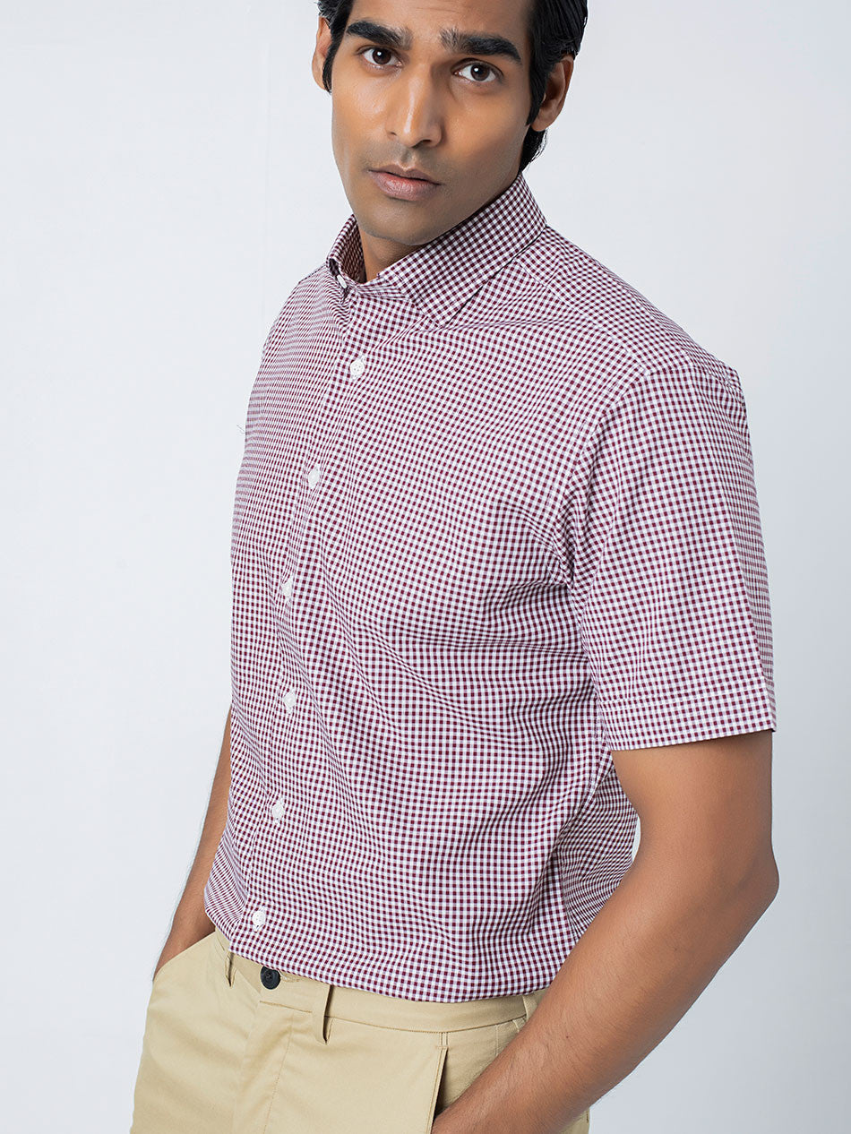 BERRY GINGHAM BUTTON UNDER S/S SHIRT